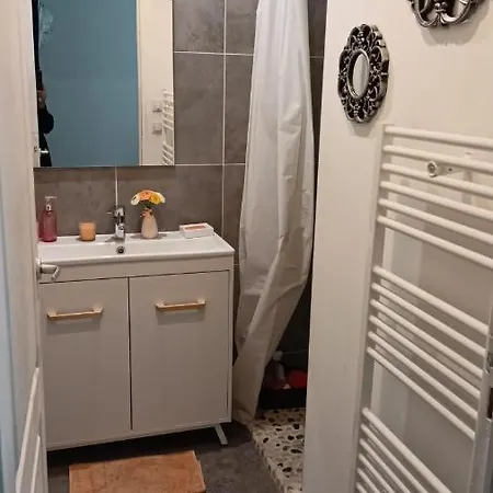 Charmante Petite Maison Apartment *