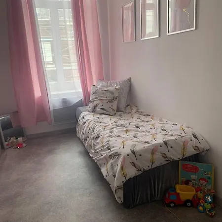 Appartement Charmante Petite Maison Maubeuge